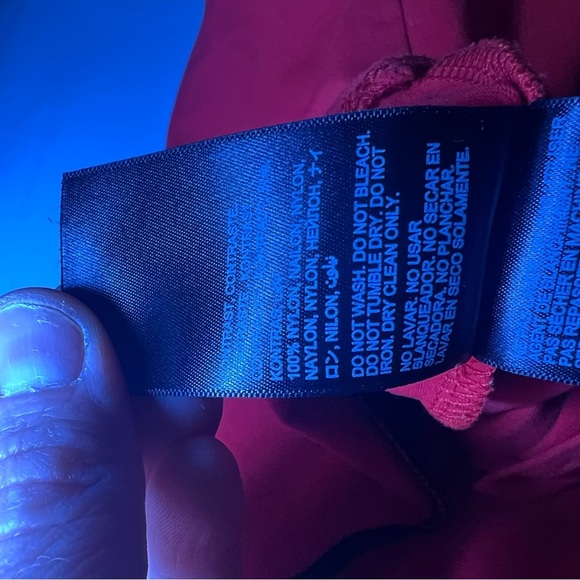 Bebe Red Black Peplum Top Mesh Front Women’s Size Large Business Casual - Picture 8 of 8